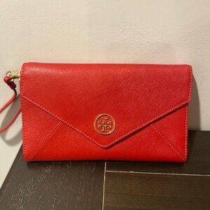 Tory Burch Women's Robinson Envelope Clutch